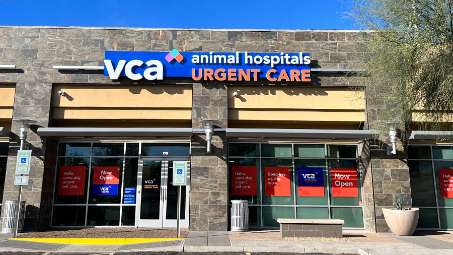 Exterior Photo of VCA Urgent Care Animal Hospitals - Scottsdale