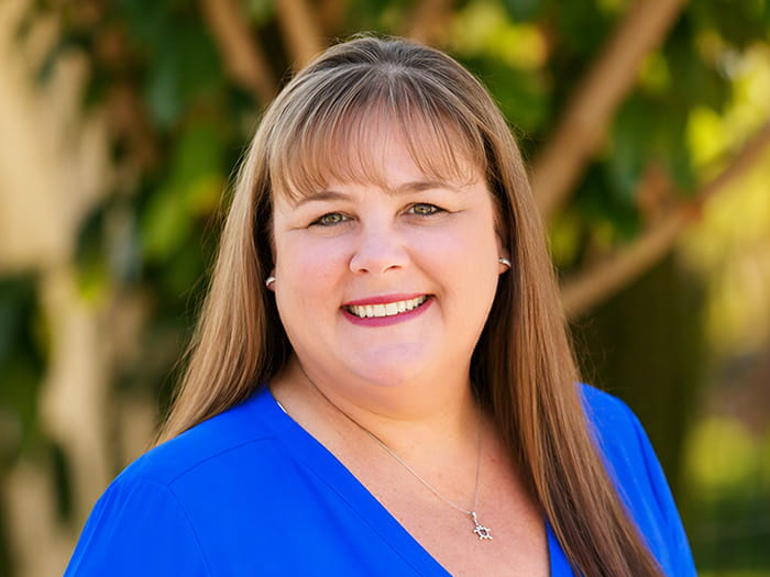 Kelly Hanson Staff Photo