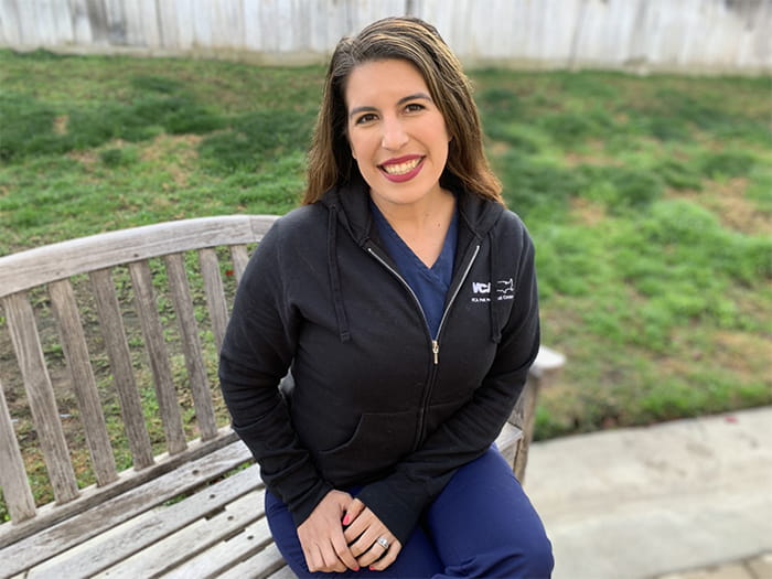 700x525 pet medical center AlanaRollison