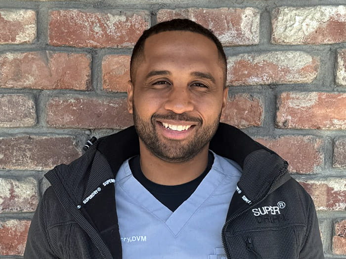 Dr. Worrell Henry Staff Photo