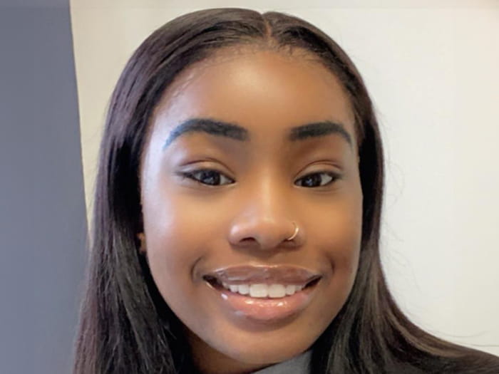 Latavia Knowings Staff Photo