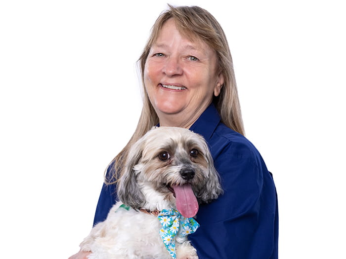 Cindy Miller Staff Photo 2022