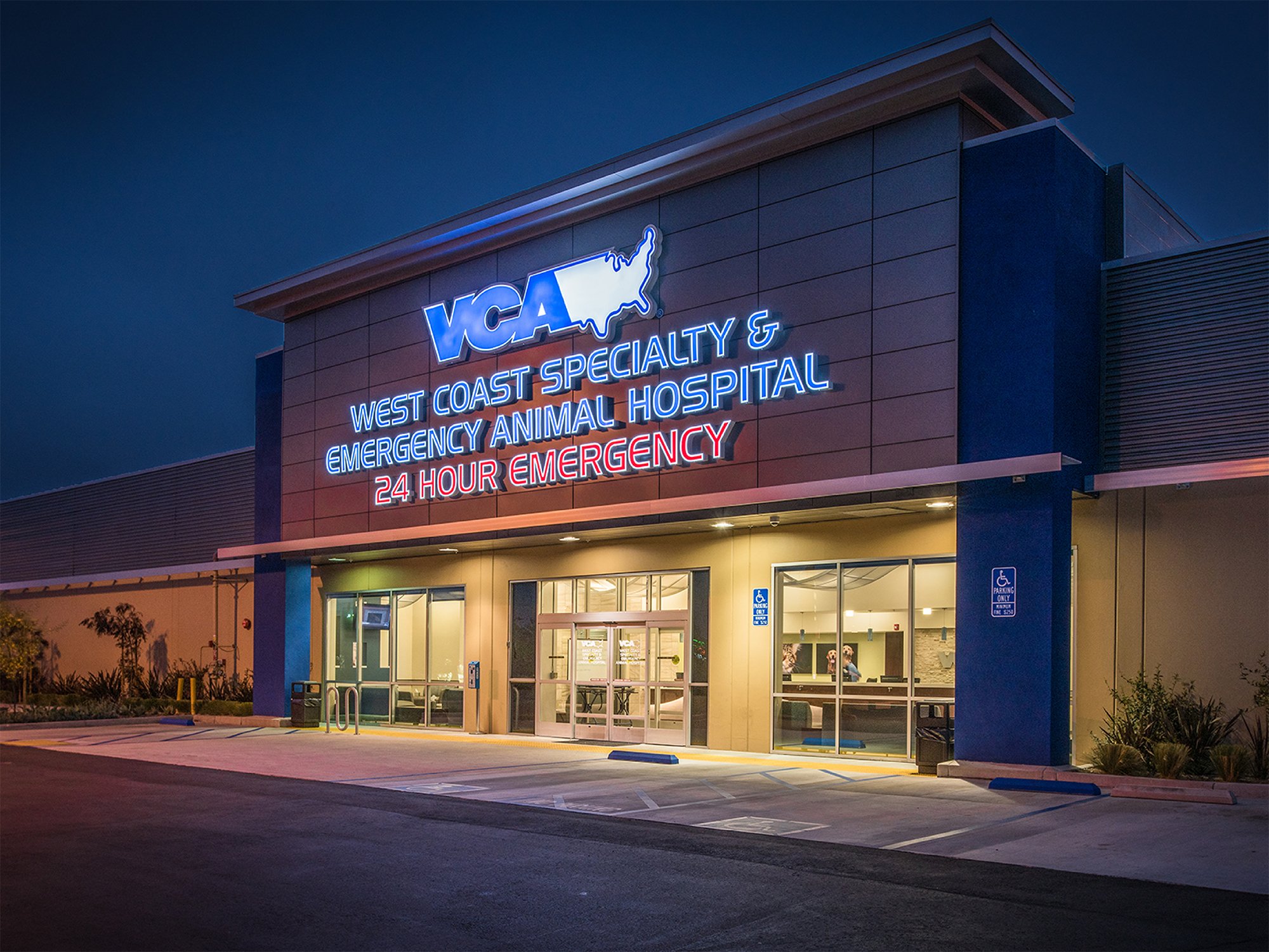 VCA West Coast Specialty and Emergency Animal Hospital 