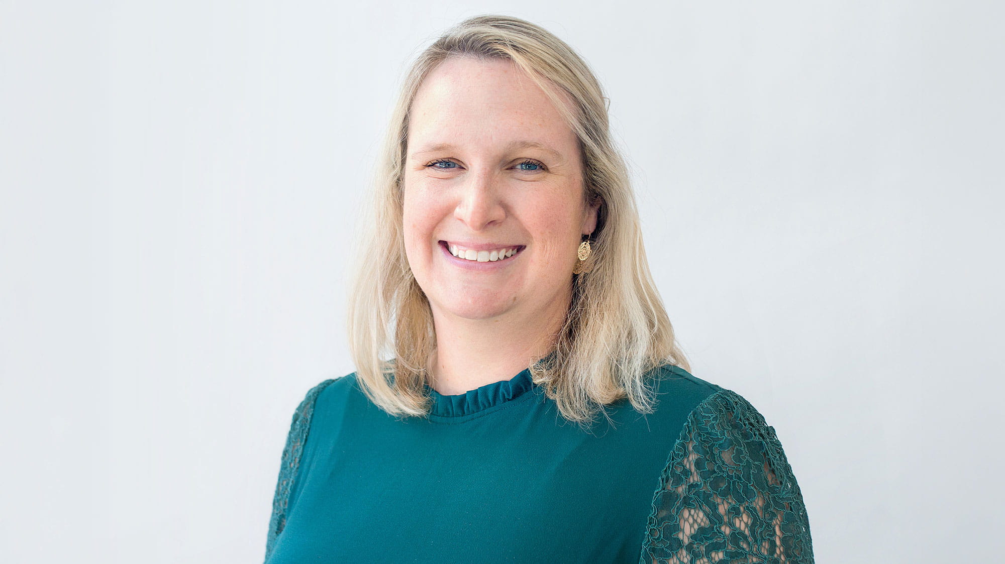 Jennifer Scanlon, Licensed Clinical Social Worker VCA South Shore (Weymouth) Animal Hospital