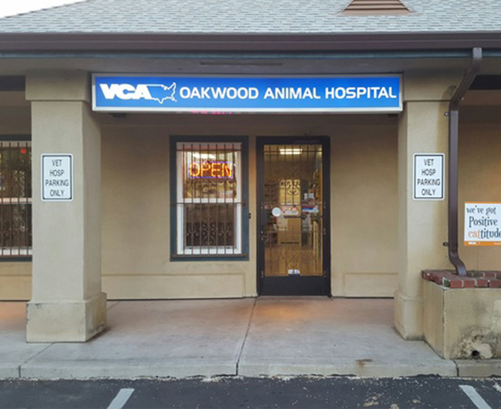 Hospital Picture of VCA Oakwood Animal Hospital