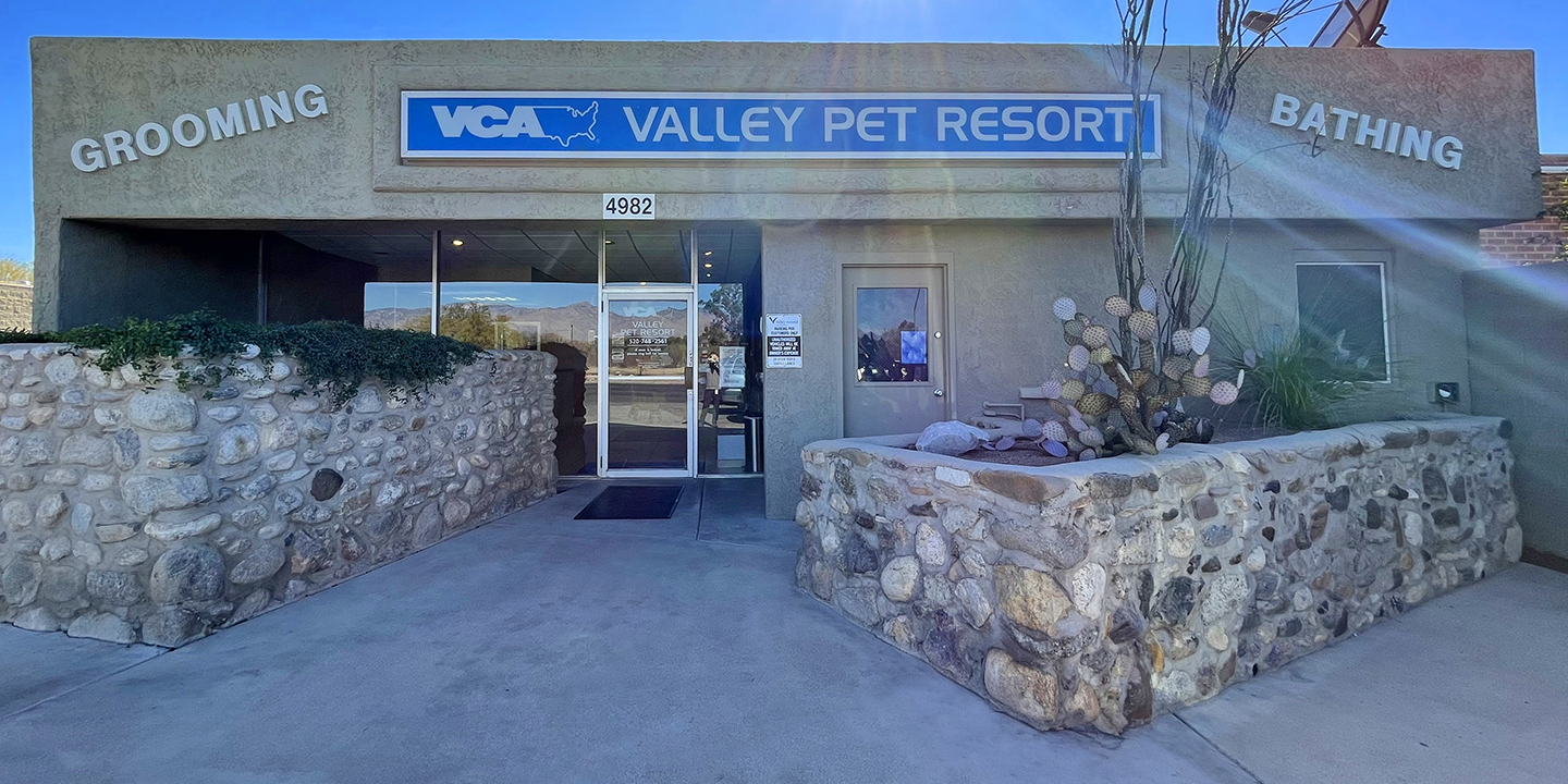 Valley Pet Resort Exterior Homepage