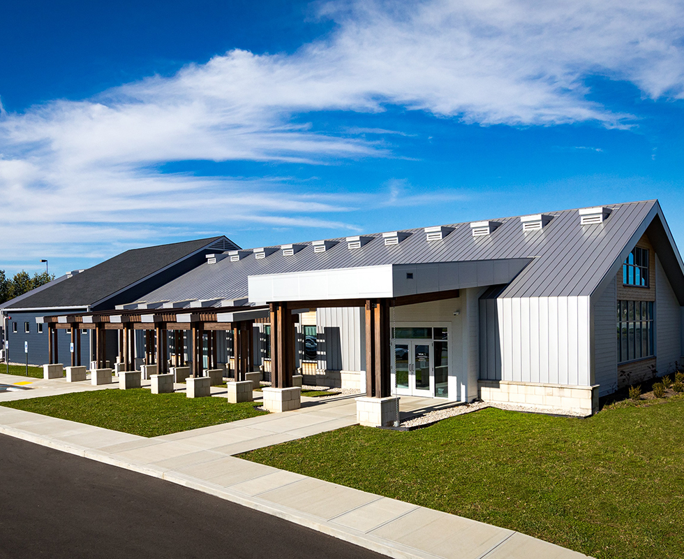 VCA Woodford Animal Hospital Exterior Picture